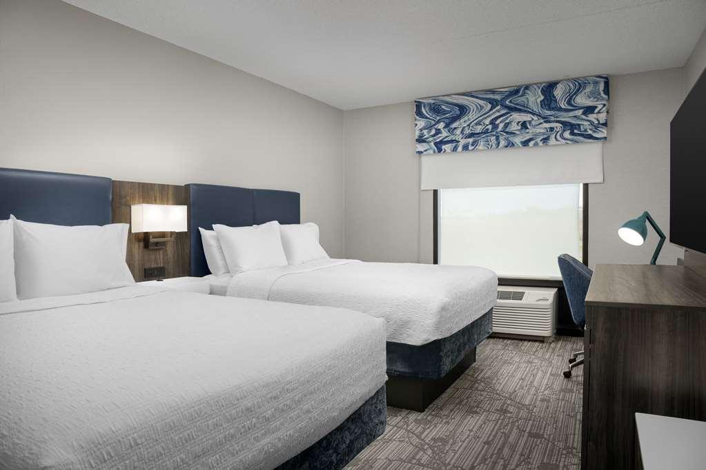 Hampton Inn Истон Номер фото